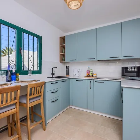 San Fermin, Ac, 500mbps, Parking, 9 Mins To Appartement *