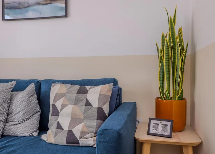 San Fermin, Ac, 500mbps, Parking, 9 Mins To