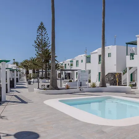 San Fermin, Ac, 500mbps, Parking, 9 Mins To Apartment Puerto del Carmen (Lanzarote)