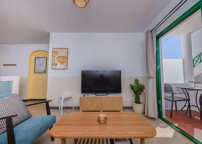 San Fermin, Ac, 500mbps, Parking, 9 Mins To Daire Puerto del Carmen (Lanzarote)
