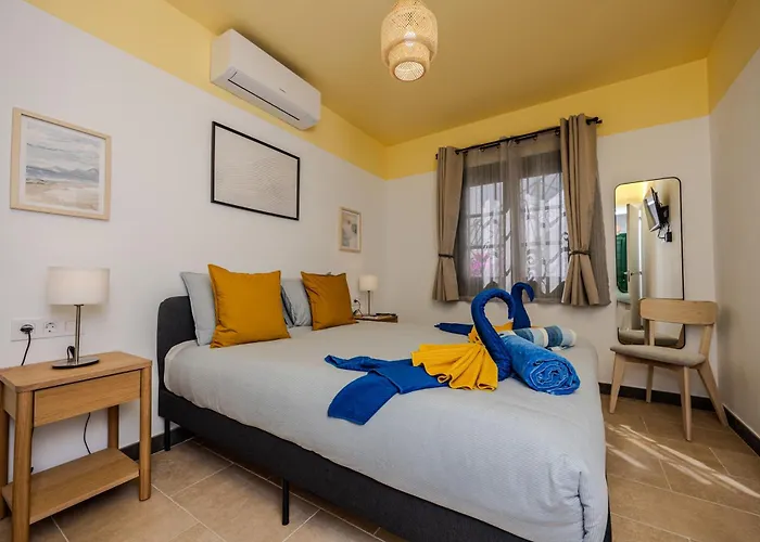 Daire San Fermin, Ac, 500mbps, Parking, 9 Mins To Puerto del Carmen (Lanzarote)