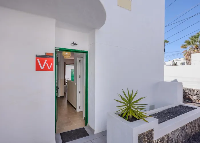 Appartement San Fermin, Ac, 500mbps, Parking, 9 Mins To Puerto del Carmen (Lanzarote)